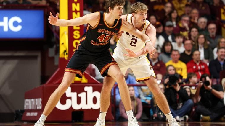 Kentucky's 7-foot-5 Gabe Dynes transfer recruiting update comes in battle with Louisville