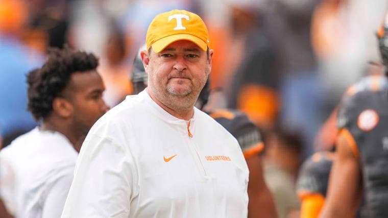 Josh Heupel trends after recruiting pitch beers with Peyton Manning, Al Wilson, Joey Aguilar at Luke Combs show