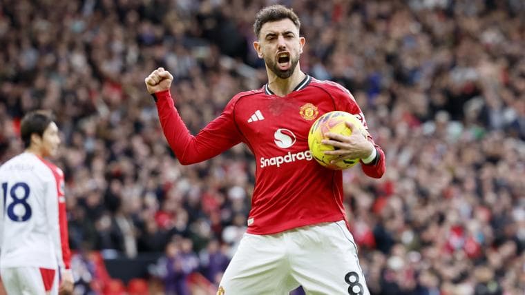 Man United vs. Brentford score, stats, talking points, highlights, result as Fernandes ushers Red Devils to victory