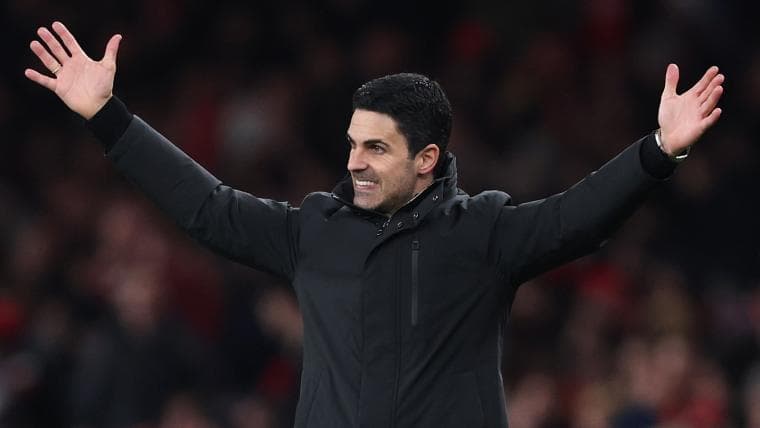 Get ready for a showdown between Manchester United and Liverpool as the clash of titans begins this weekend!