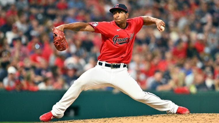 Royals sign former two-way player for bullpen depth