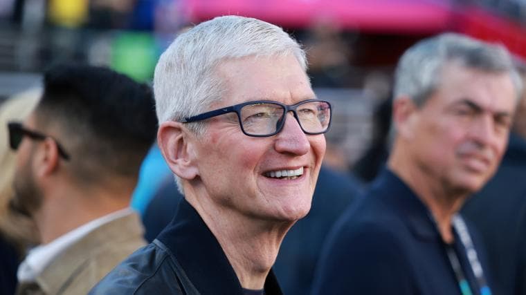 Are Mark Zuckerburg and Tim Cook bidding to buy Seahawks? Why multiple reports are refuting initial claim