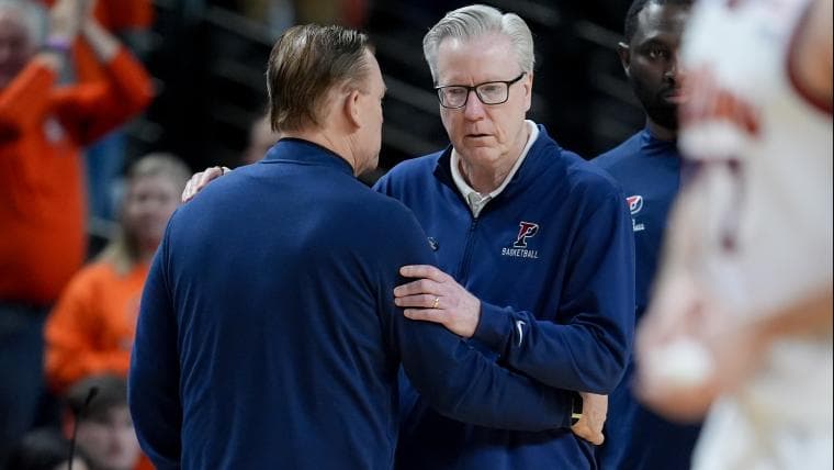 Illinois basketball blows past Penn in NCAA Tournament opener, sets up clash with VCU