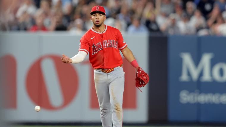 Yankees' hero was an embarrassing dropped popup by Angels
