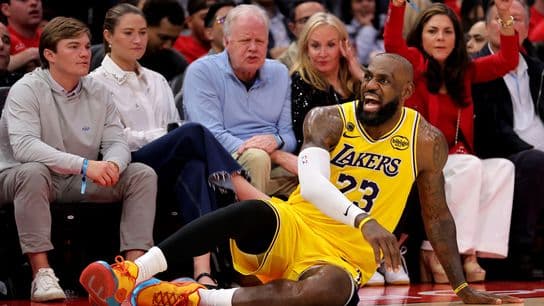 Lakers advance to second round, defeat Rockets in six games