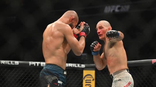 UFC 328: Strickland Returns to the Throne, Van Turns Back Challenger