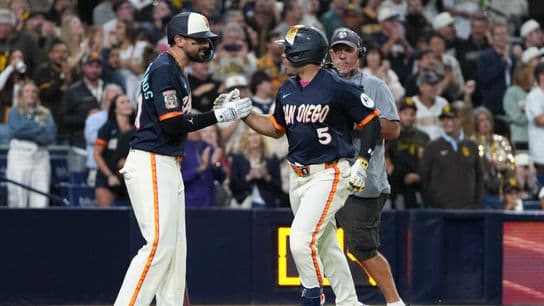 Laureano, Padres use late-inning surge to power past Athletics
