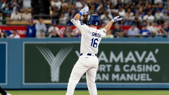 Dodgers star Will Smith reacts to go-ahead birthday homer