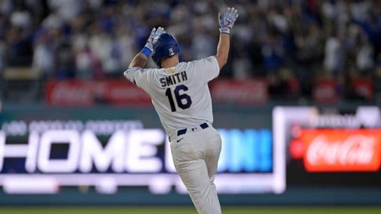 Will Smith hits go-ahead HR on birthday, Dodgers sweep D-Backs
