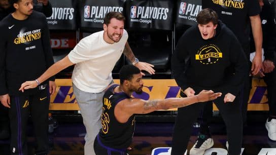 Lakers Practice Report: JJ Redick stresses urgency as Austin Reaves remains game-time decision for Game 5