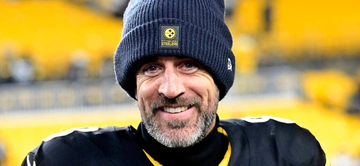 Aaron Rodgers Makes Major Career Announcement After Singing With Steelers