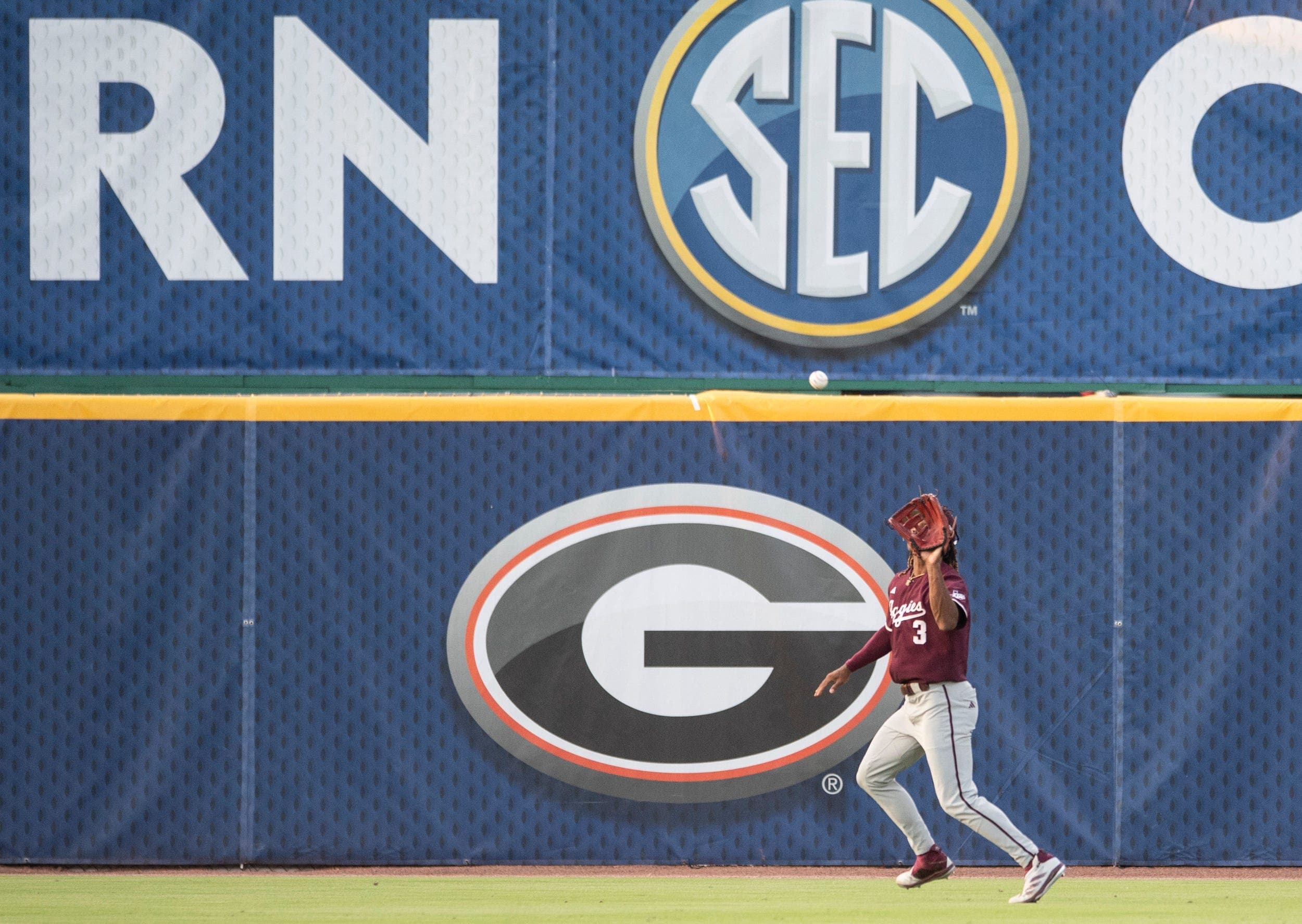 Updated SEC baseball standings after No. 1 goes down