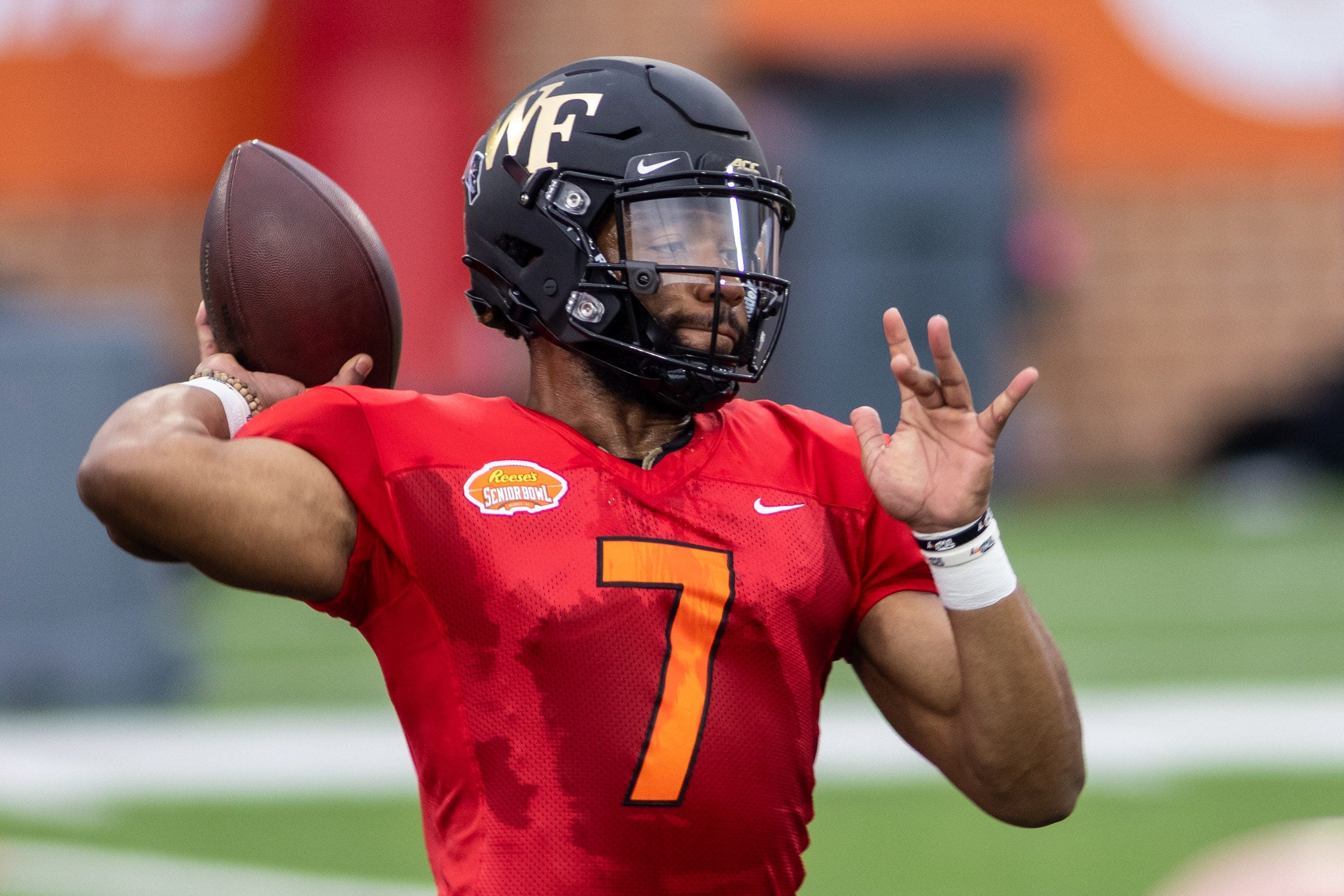 Former Georgia football QB lands HS coaching job