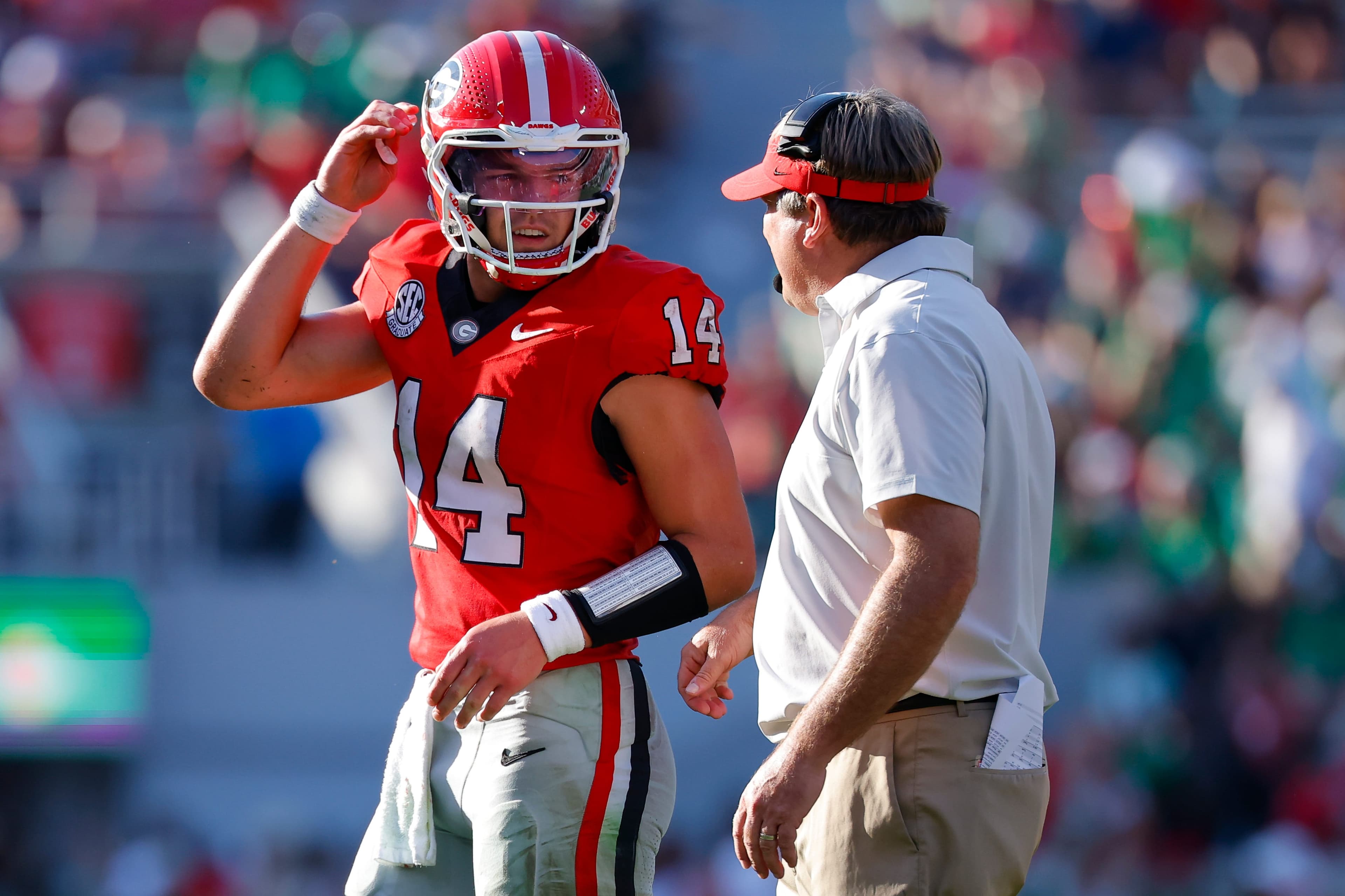 UGA's Dream Squad Takes Charge of Georgia Tech's Lame Start!