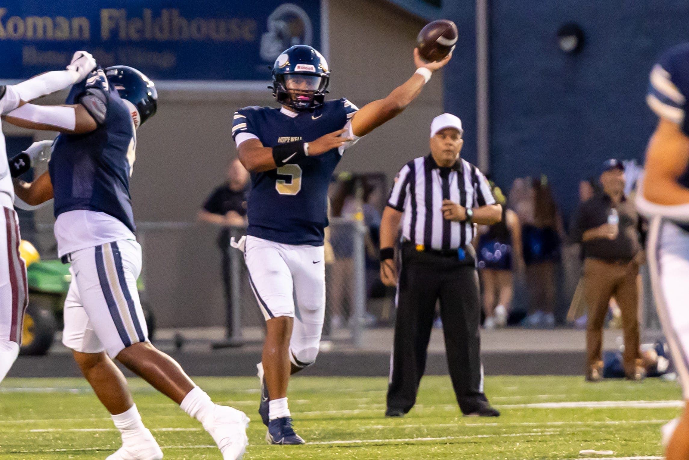 Georgia football offers dual-threat Pennsylvania QB
