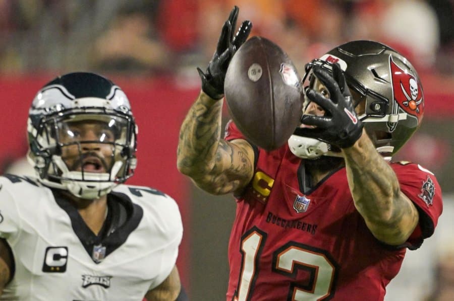 Final Word: Pro Bowl Prospects Leave Gridiron for Green Bay