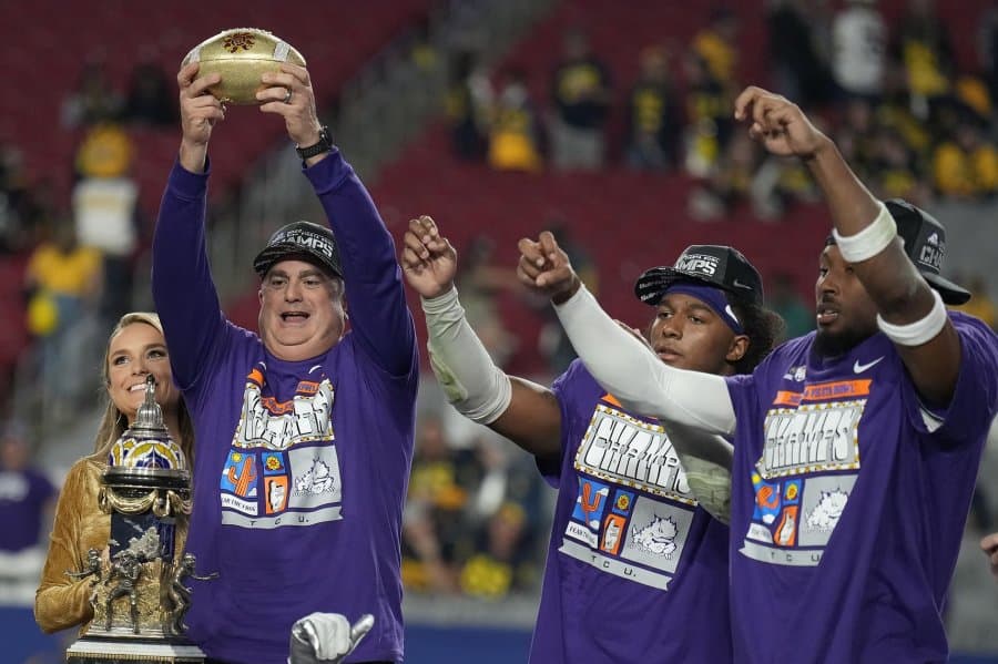 TCU, football coach Sonny Dykes agree to multiyear contract extension