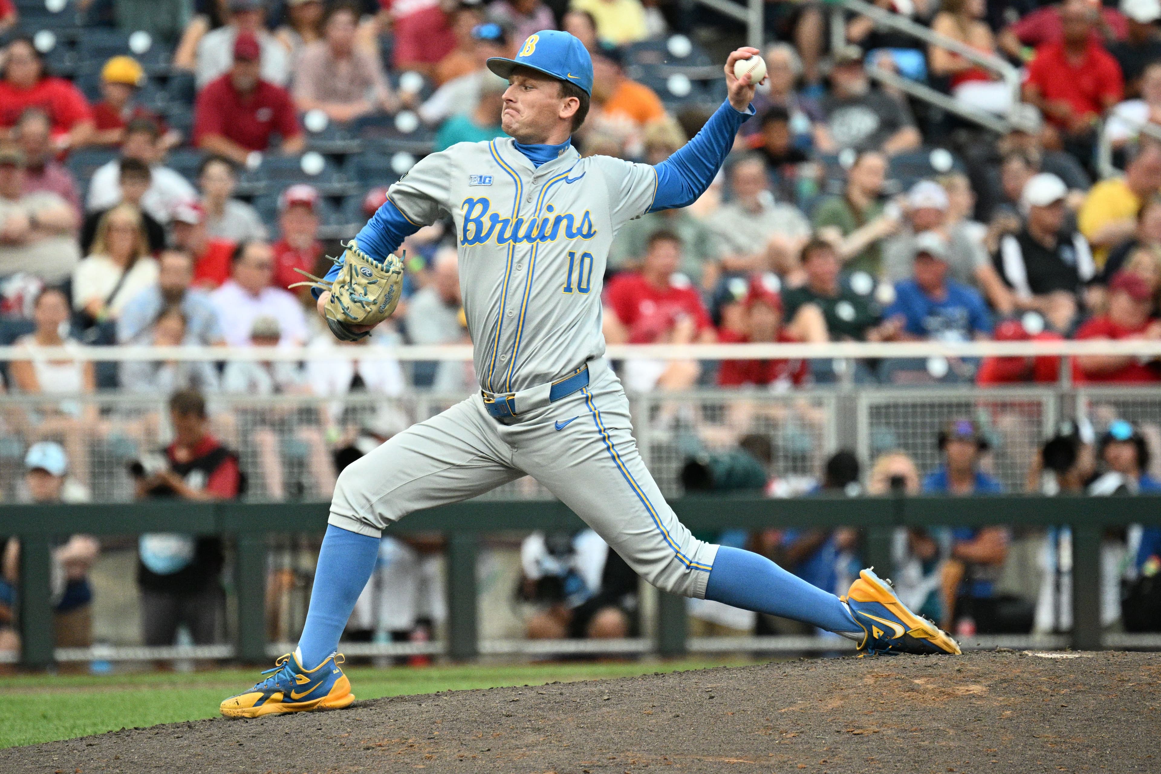 College baseball rankings, polls after Week 5: UCLA still No. 1, Florida tumbles