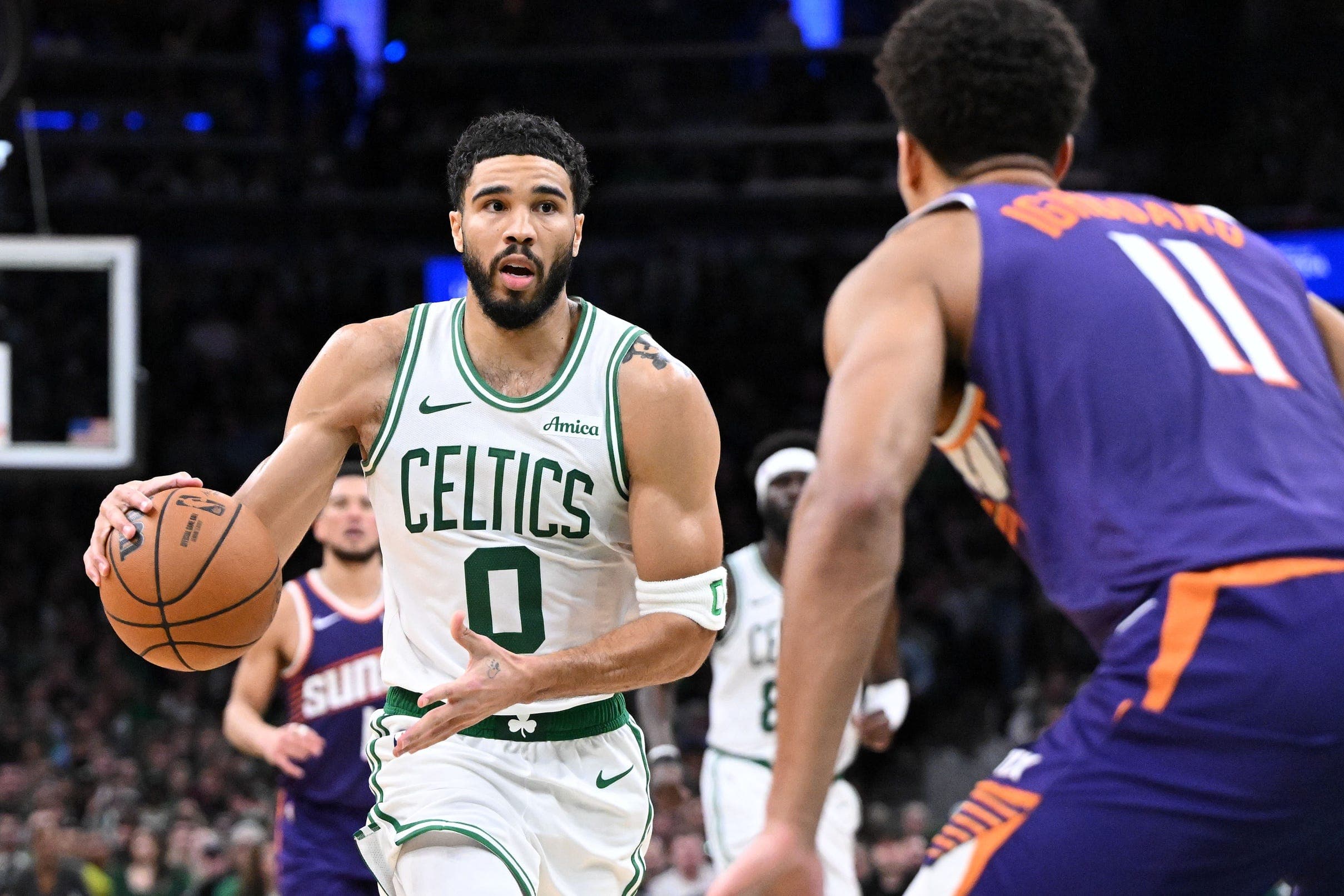 Celtics Triumph with Rave Home-Filled Victory!
