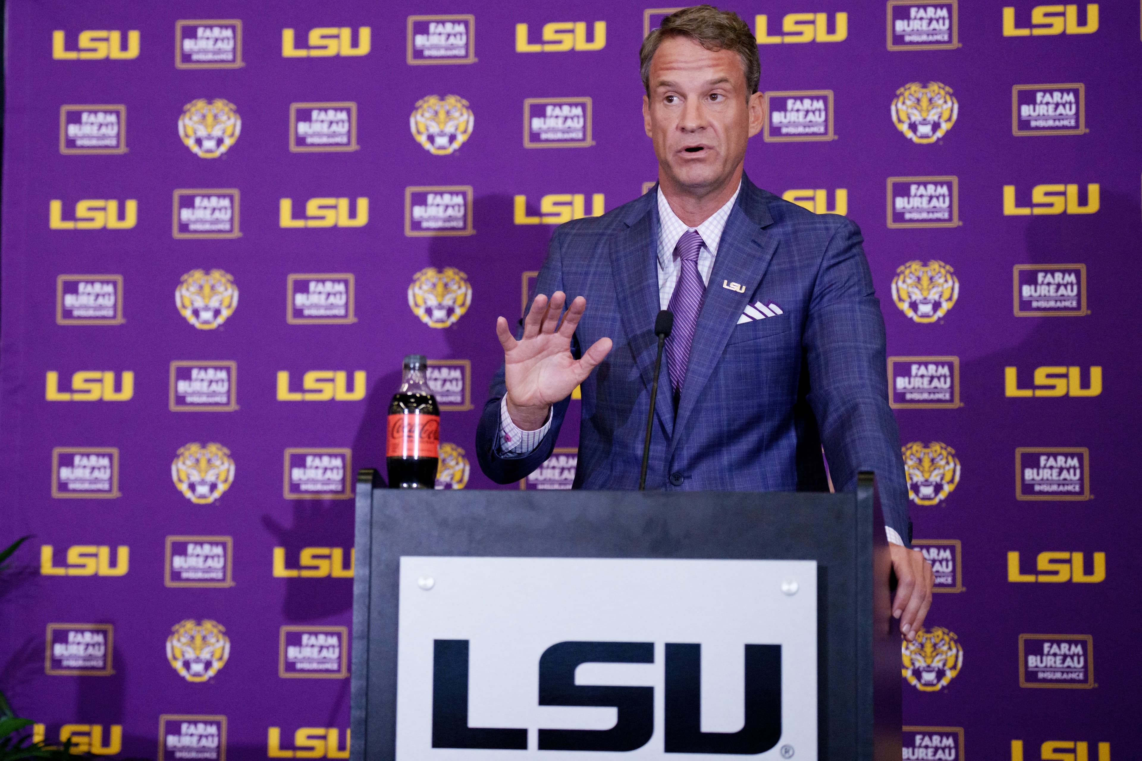Lane Kiffin battles being the villain. He's plotting LSU hero move | Exclusive