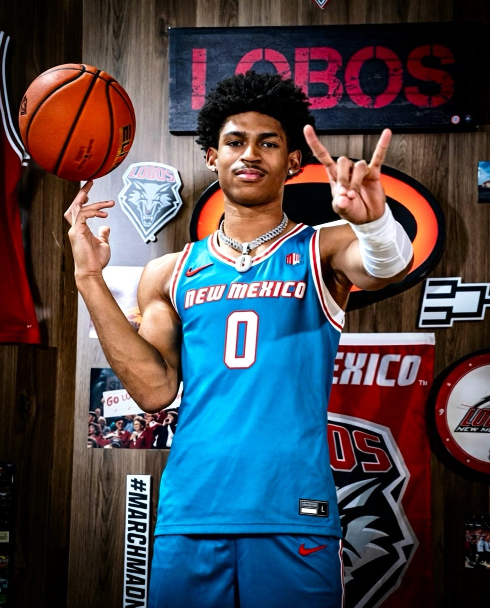 Six-figure offers and hundreds of calls, all-conference guard details portal decision