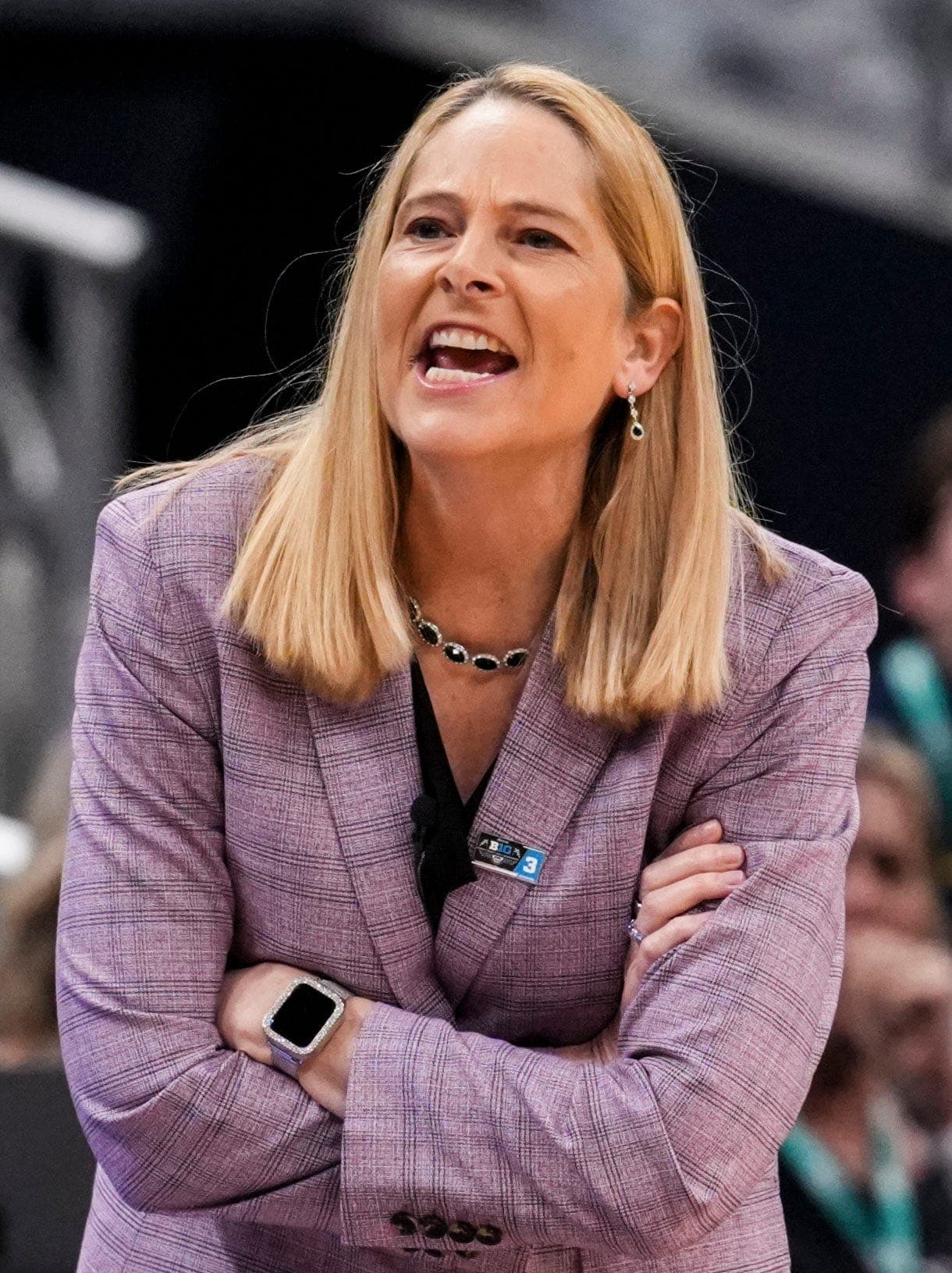 Maryland coach Brenda Frese offers pointed lesson in coaching athletes hard