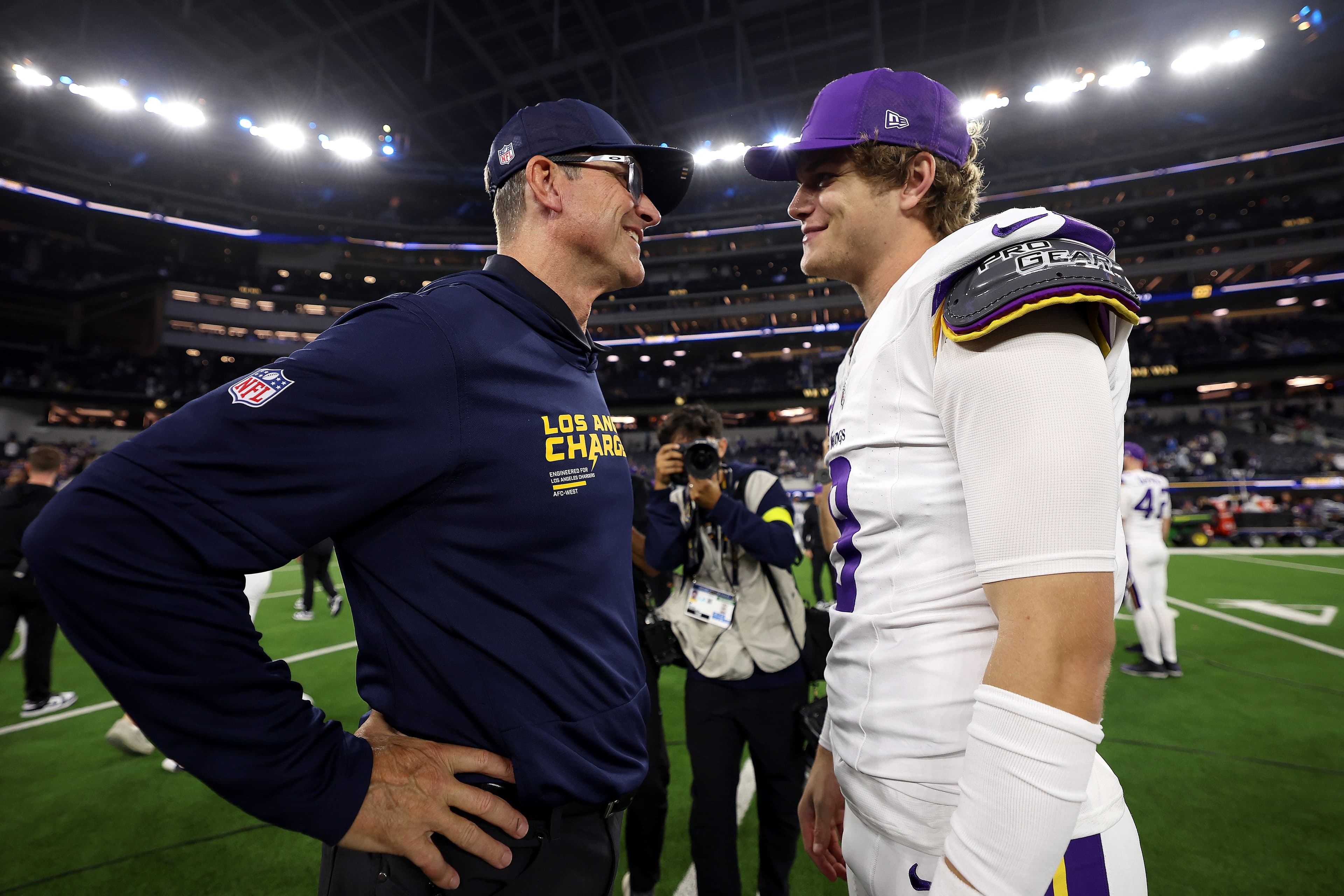 Carson Wentz, Kyler Murray make next move for Vikings' J.J. McCarthy obvious