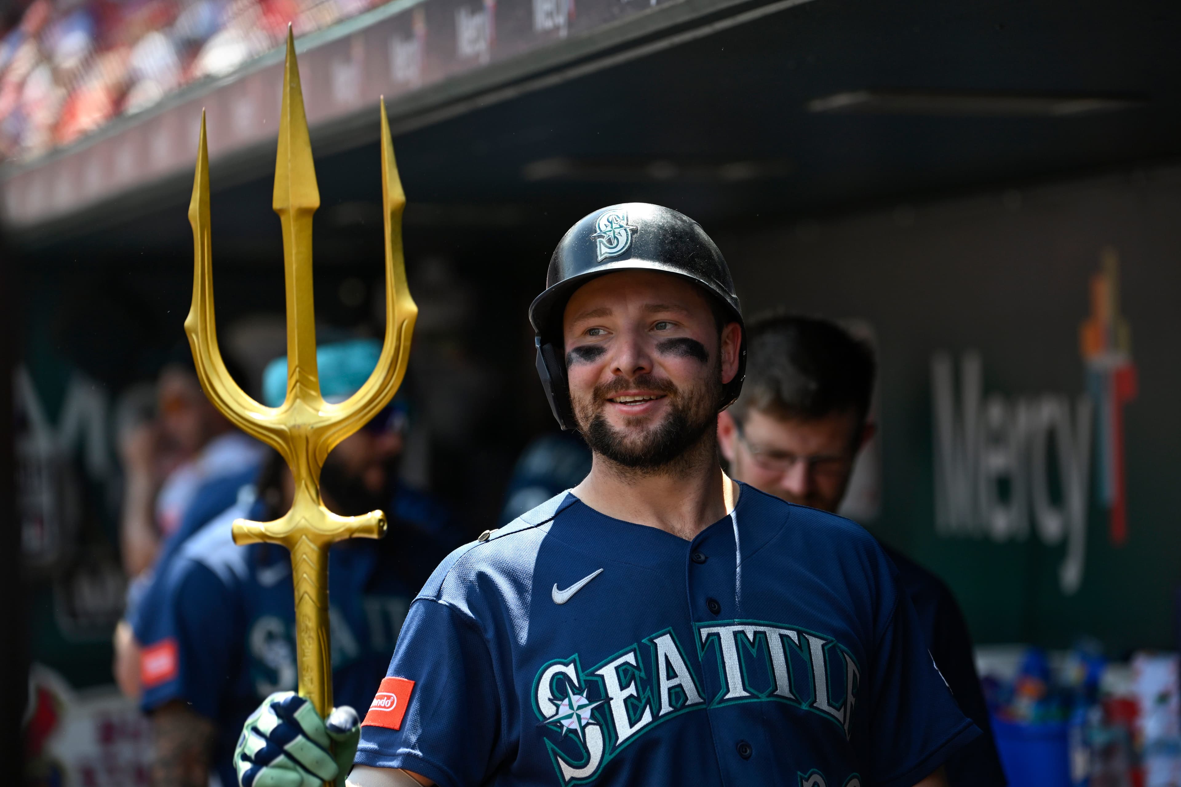 Is Cal Raleigh playing today? Mariners waiting for MRI results