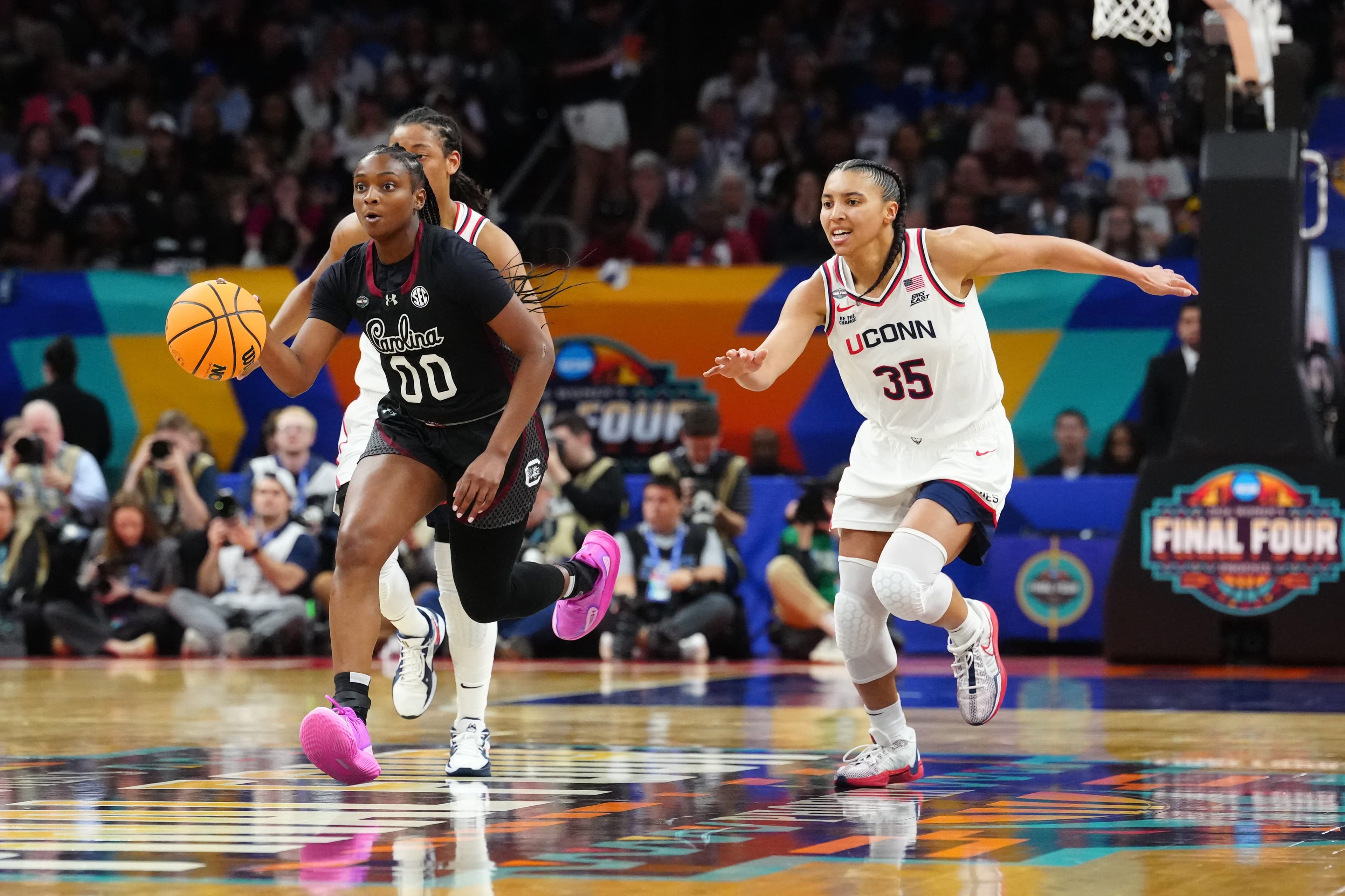 Transfer Ta'Niya Latson rises to big role in South Carolina's upset of UConn