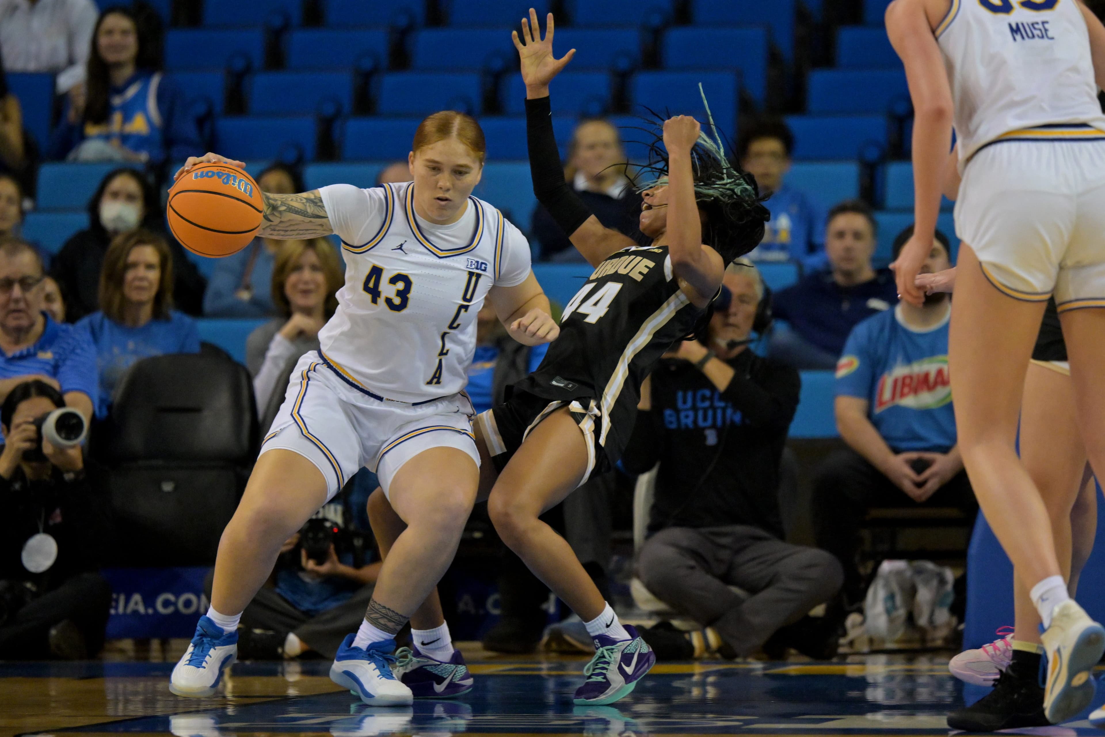 Megan Grant's basketball 'side quest' aided historic softball season at UCLA