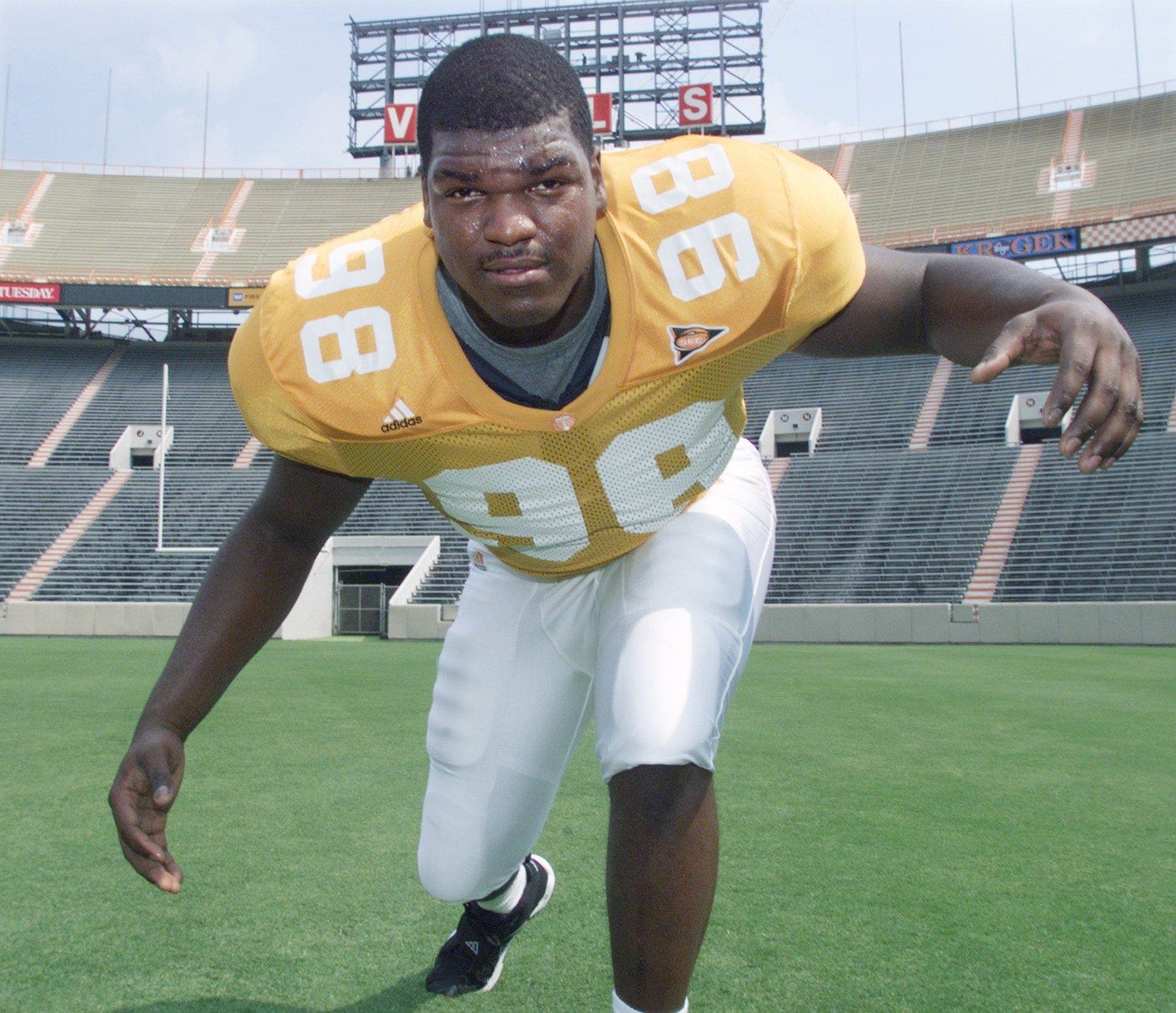 Who's Tennessee's all-time best football player? VOTE now