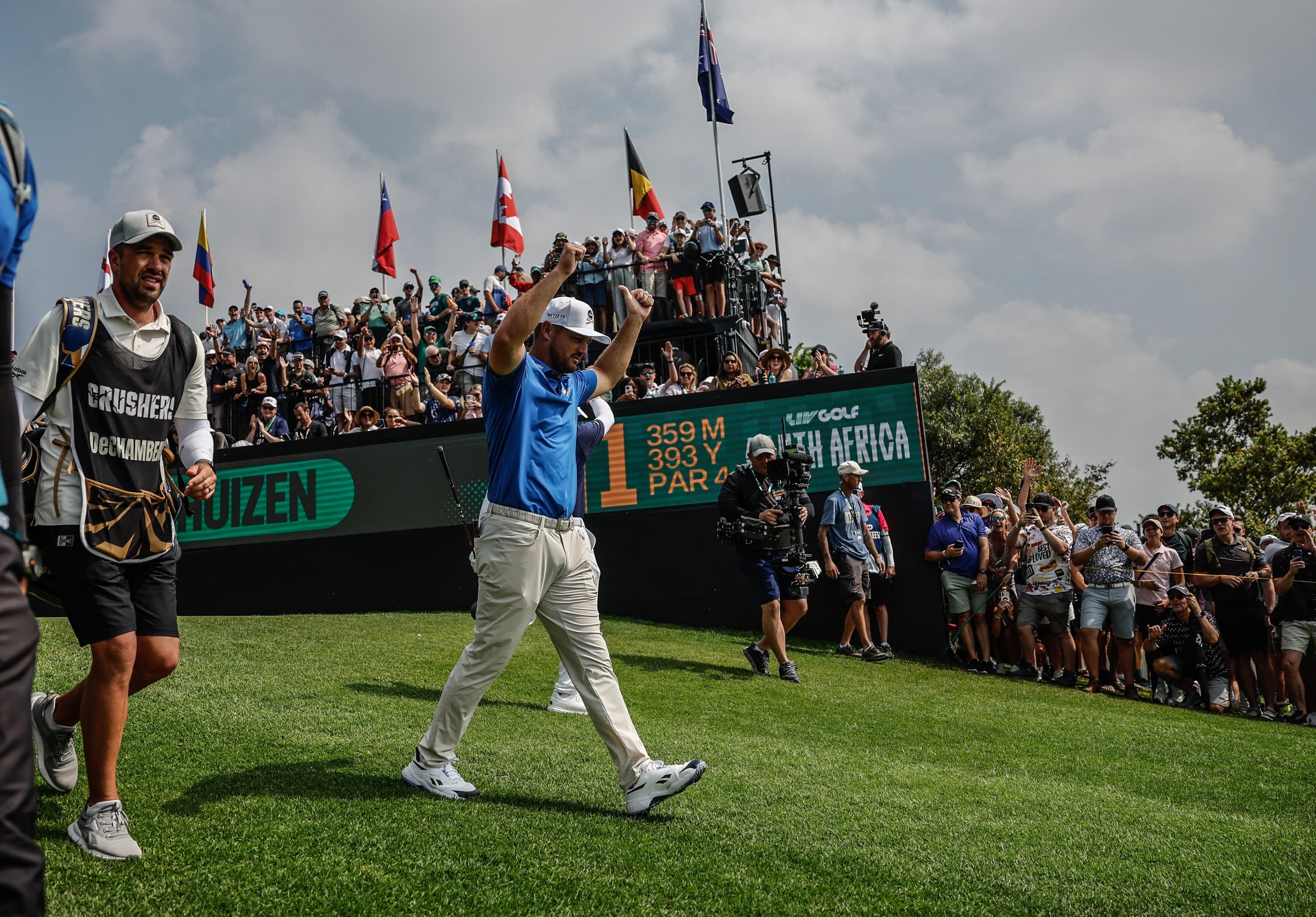 Bryson DeChambeau shoots 63, tied for lead at LIV Golf South Africa