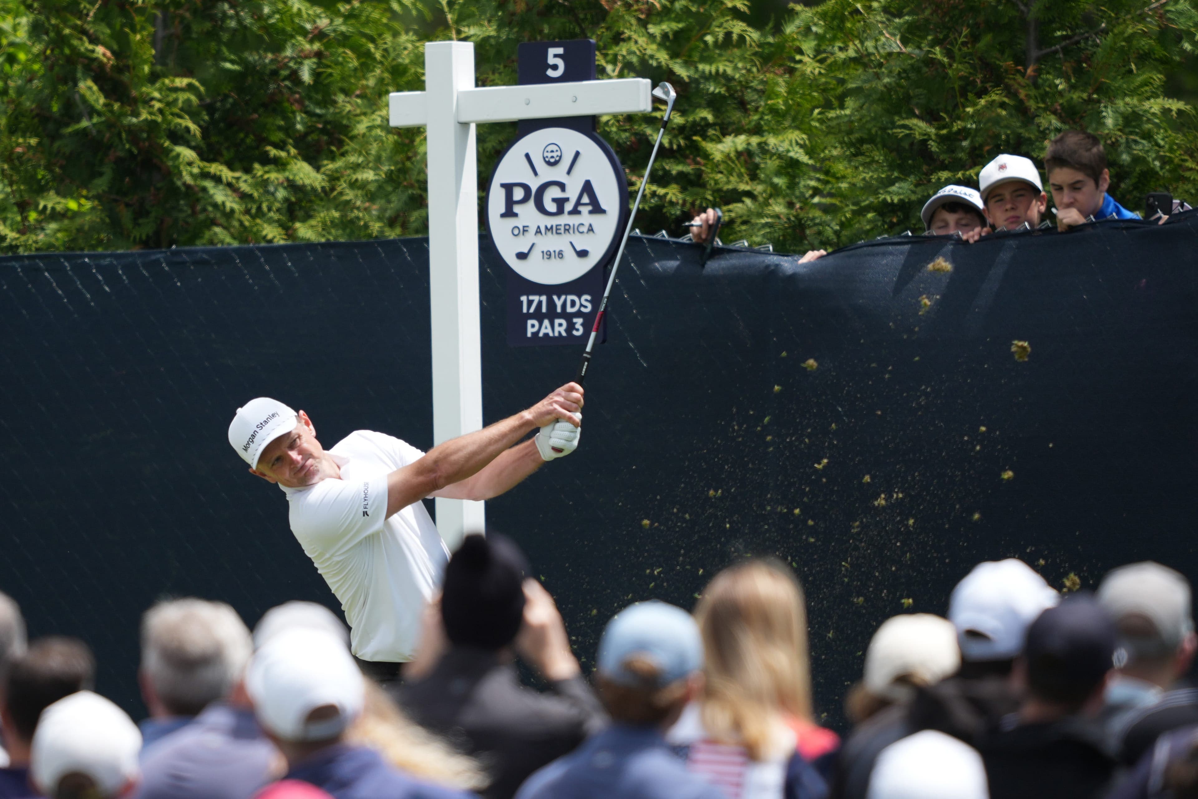 Justin Rose's magical eagle likely gets him to PGA Championship weekend