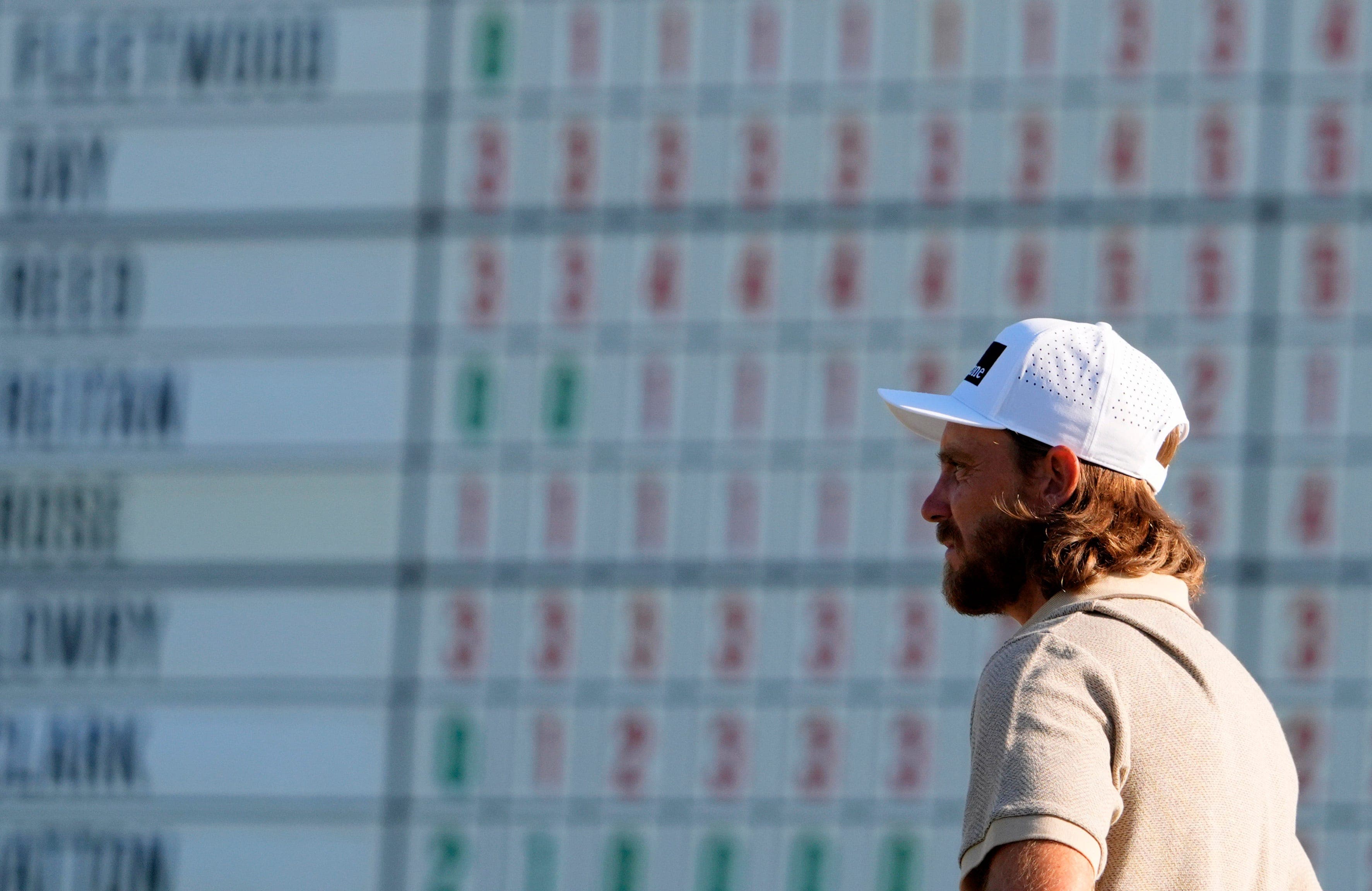 Tommy Fleetwood makes 2 eagles at Masters, earns crystal glasses