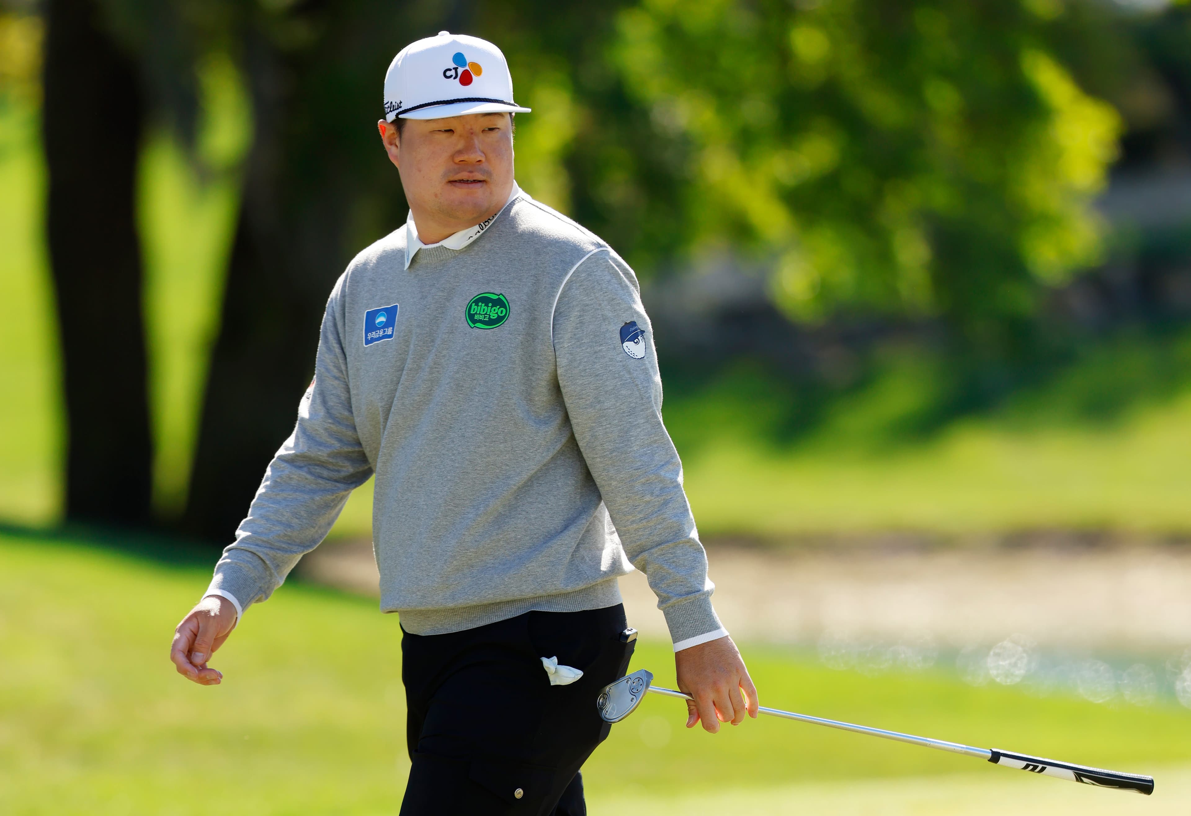 Sungjae Im knocks the rust off, shoots 64 to take early lead at Valspar