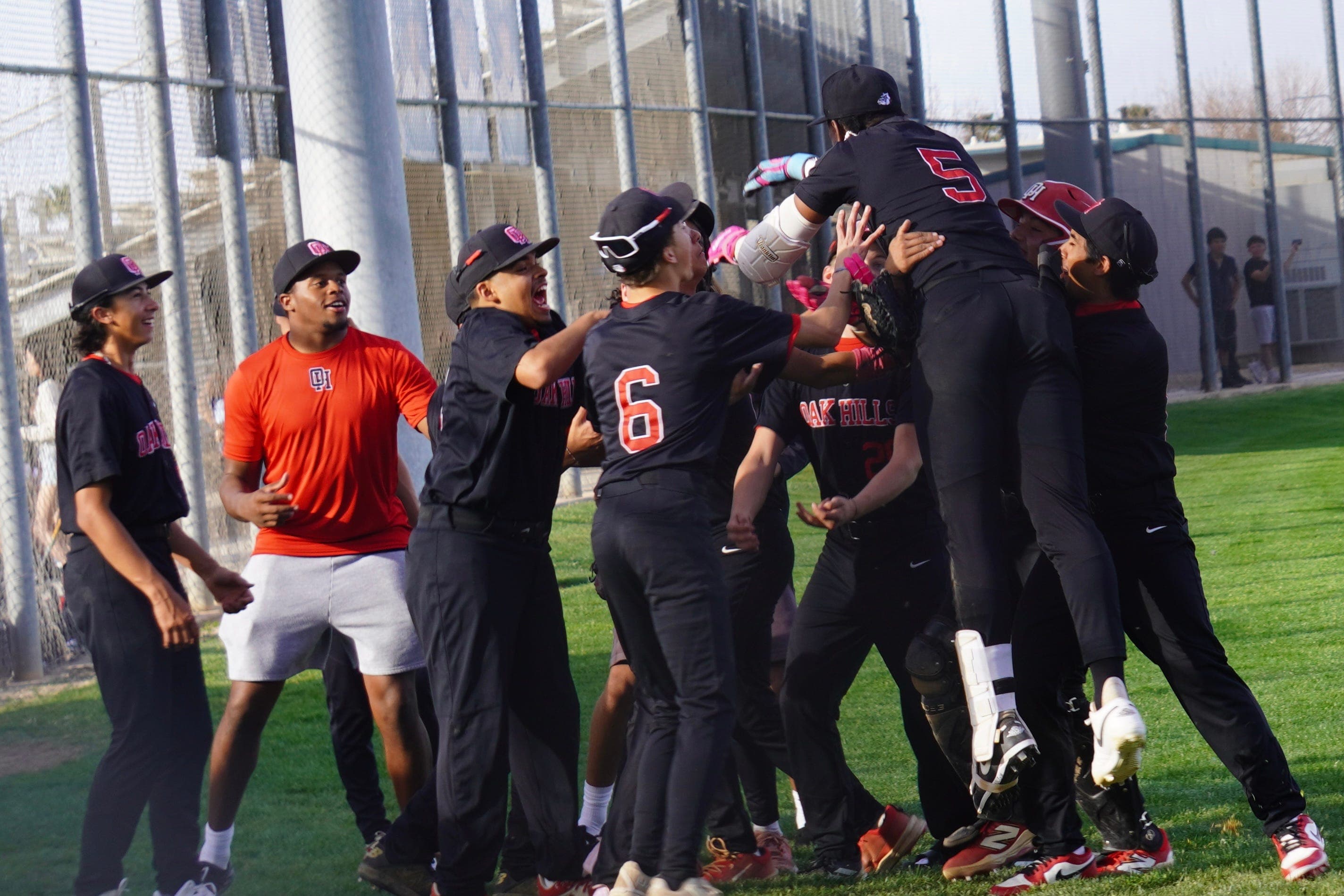 Oak Hills Dominates Semifinal with Stunning Performance!