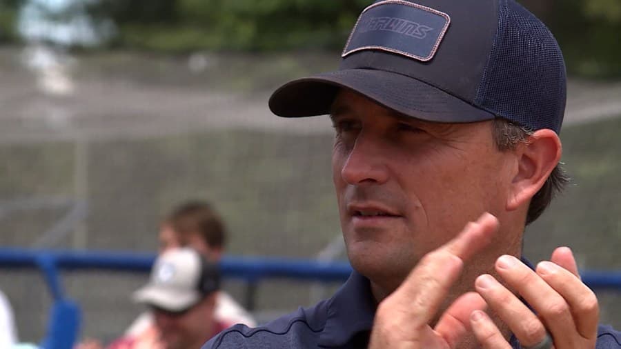 Va. Wesleyan softball coach celebrates 700th career win