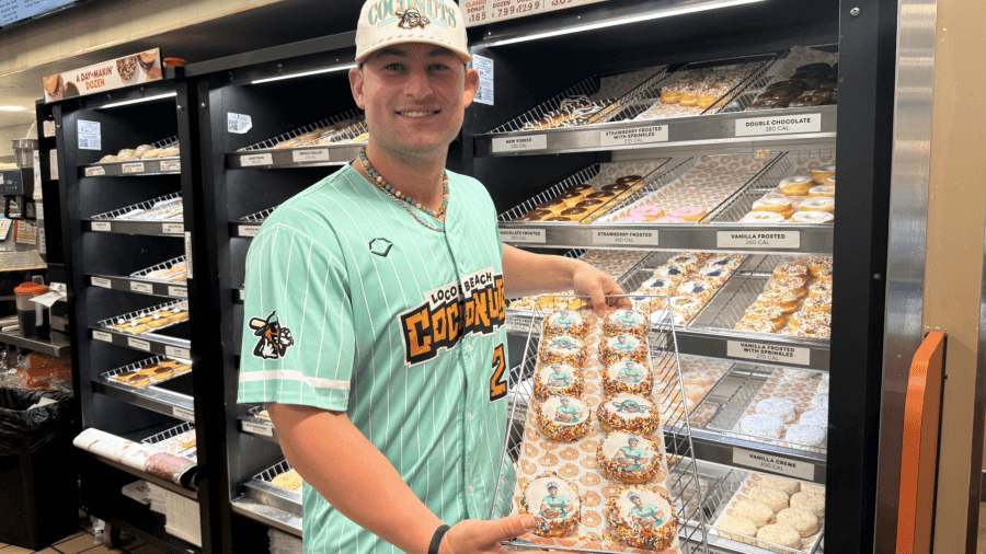 Savanah Bananas meet up with Lowcountry fans