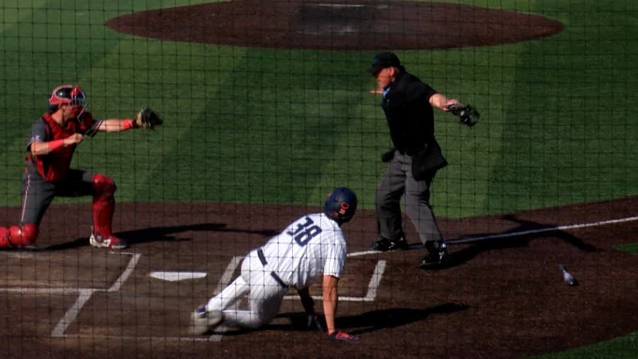 Illinois baseball drops Saturday home game vs Nebraska
