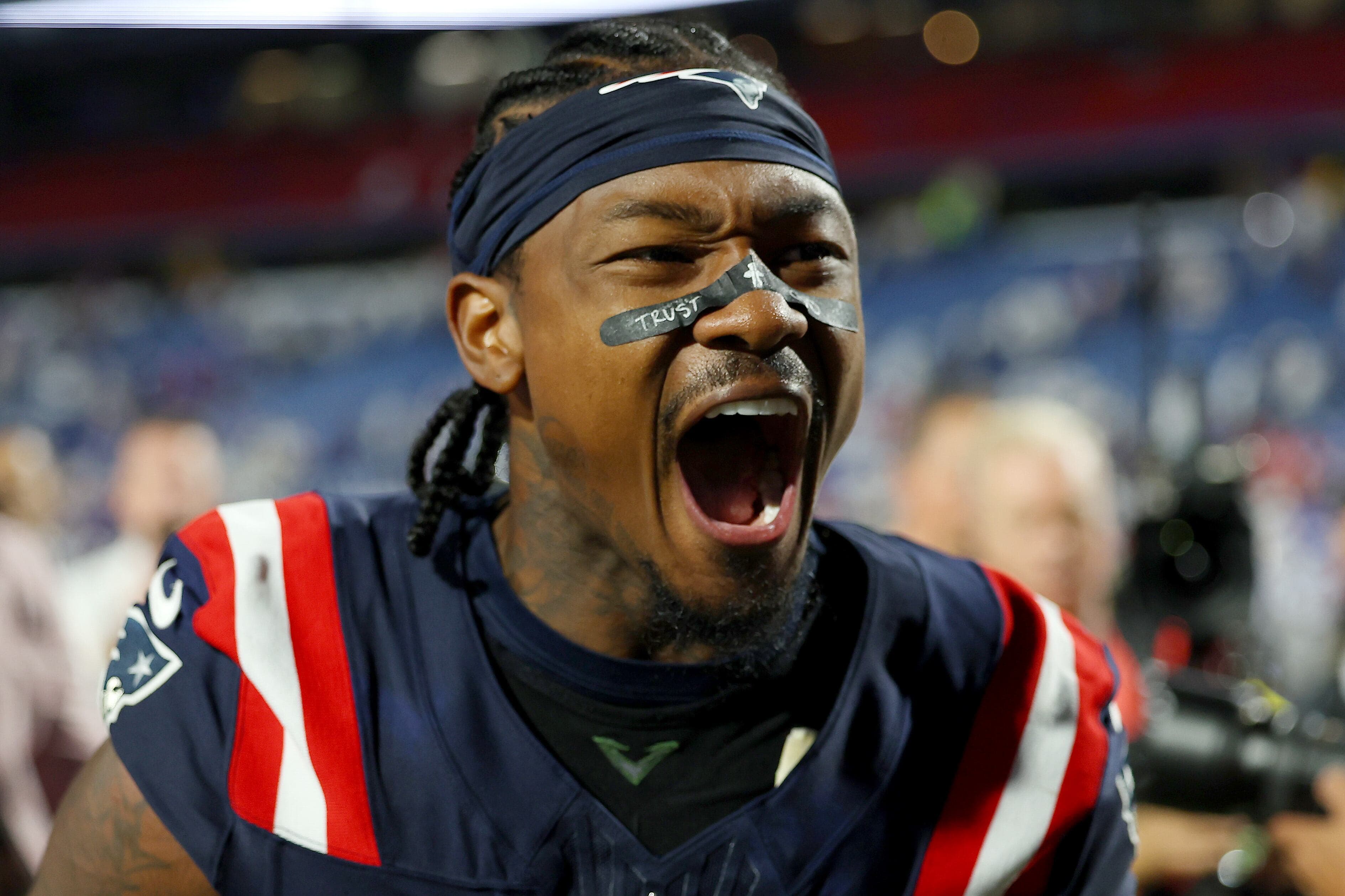 Jury seated in ex-Patriots star Stefon Diggs’ assault trial; opening statements begin