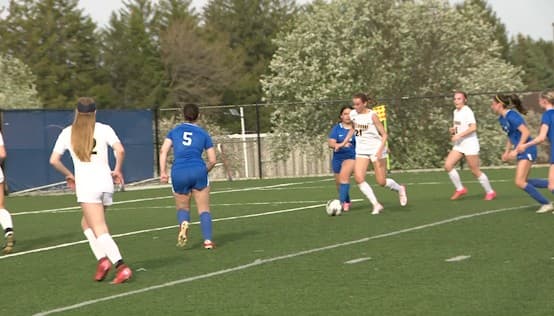 Bettendorf girls’ soccer beats Davenport North, 10-0