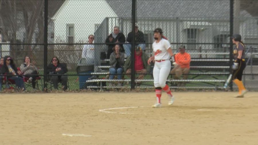 United Township Softball defeats Riverdale 7-3