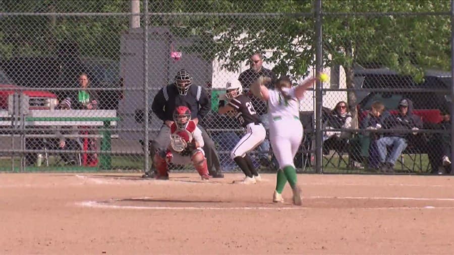 Rockridge Softball wins 11-4 to go to 18-5