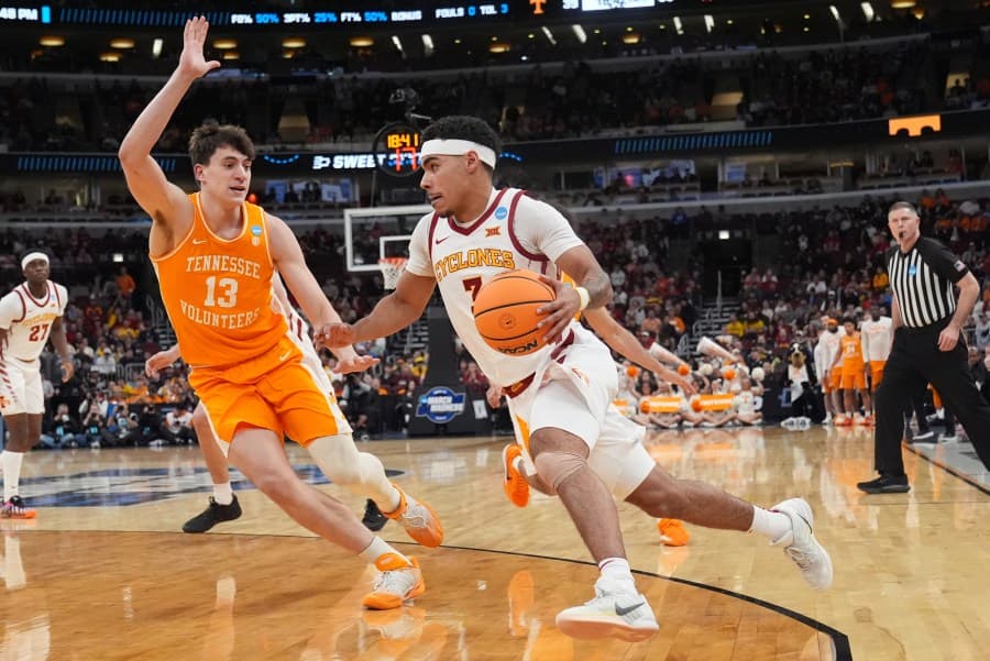 Faceoff: McKeever to Hawks, Slagle a Cyclone, Lipsey academic award, USA curling to Des Moines, Foreman buried in Iowa