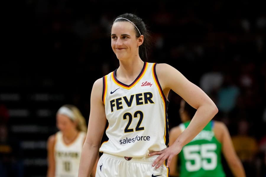 Faceoff: Friday Iowa games, Clark 1000 points, Ayala to ISU, Davis a Cyclone, Golden Tempo out