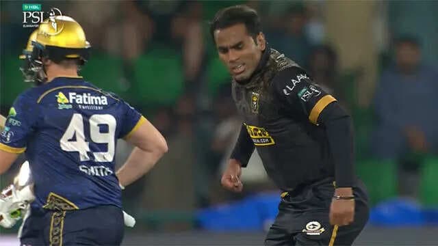 Drama in PSL! Steve Smith loses cool, smashes bat in dressing room after fiery send-off – Watch