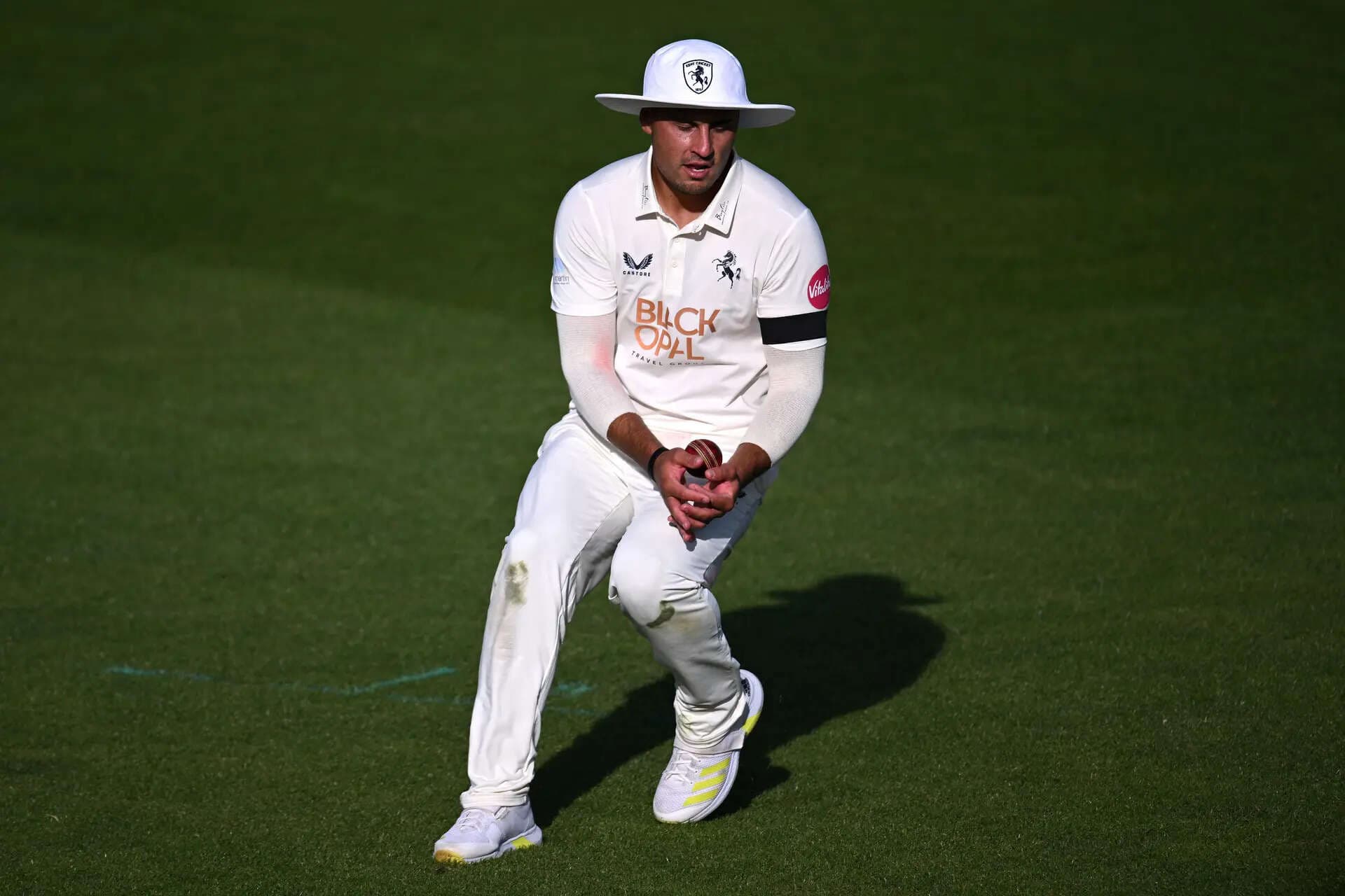 South African cricketer under investigation after walking out of final to catch UK flight