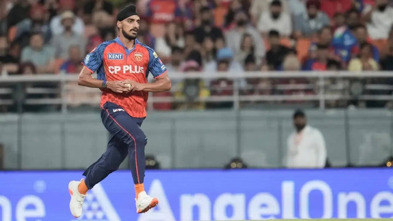 Wd, no-ball, wd, wd: Arshdeep Singh joins unwanted list with 11-ball over in IPL vs GT
