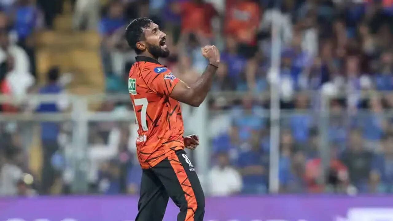 IPL 2026 Purple Cap: Eshan Malinga overtakes Bhuvneshwar Kumar to go top
