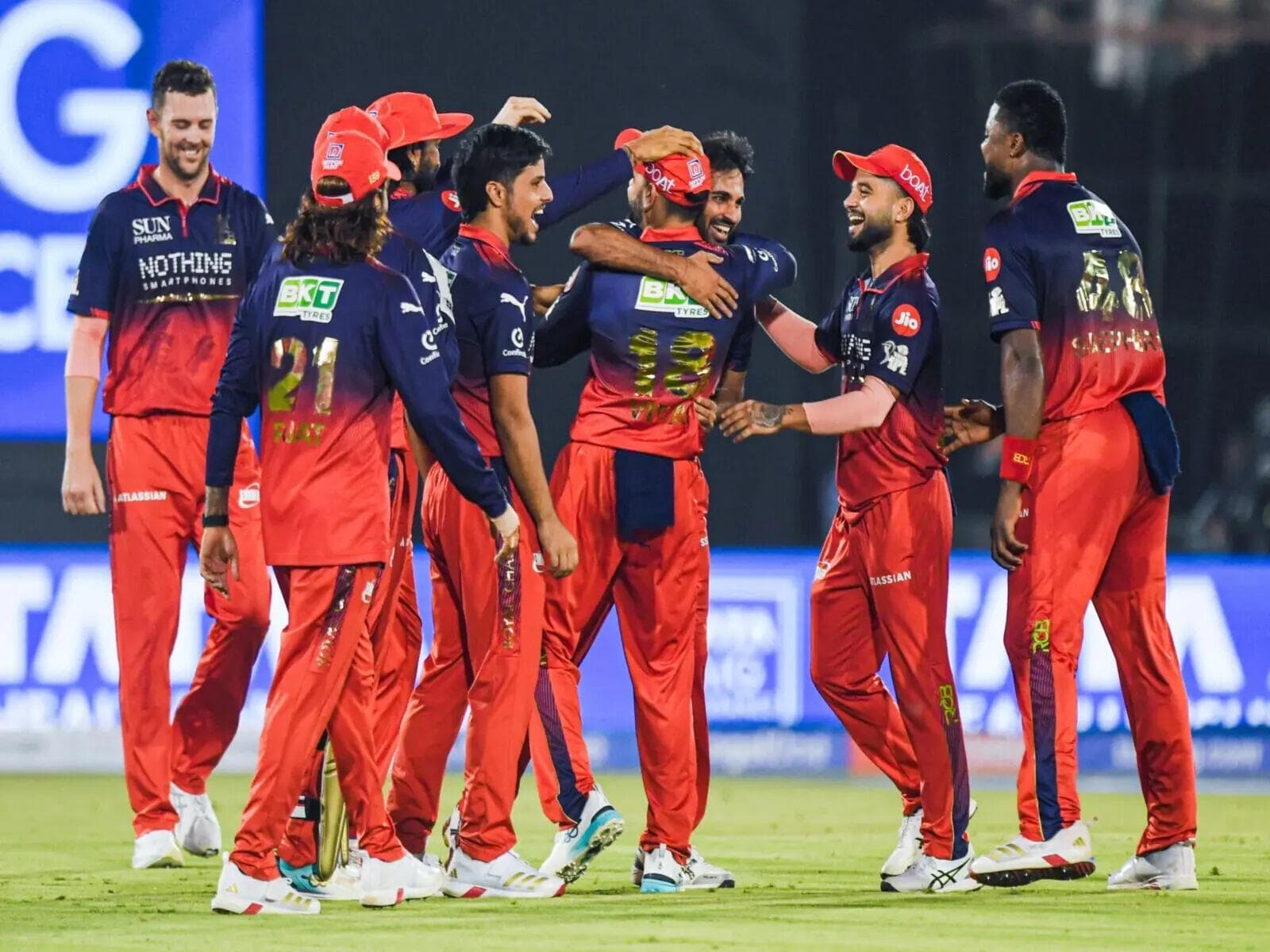 IPL 2026 Playoff Qualification Scenarios: With 13 matches to go, RCB surge to 99% as KKR crash to 2.6% - odds for each team explained
